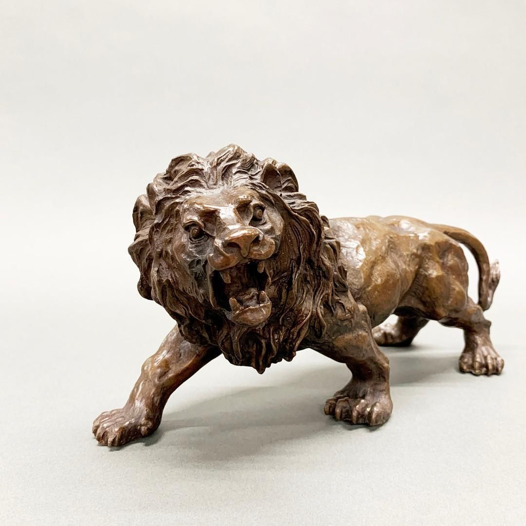 Antique Bronze Lion Sculpture 19th Century Brown Patinated Roaring Lion Statue photo for sale