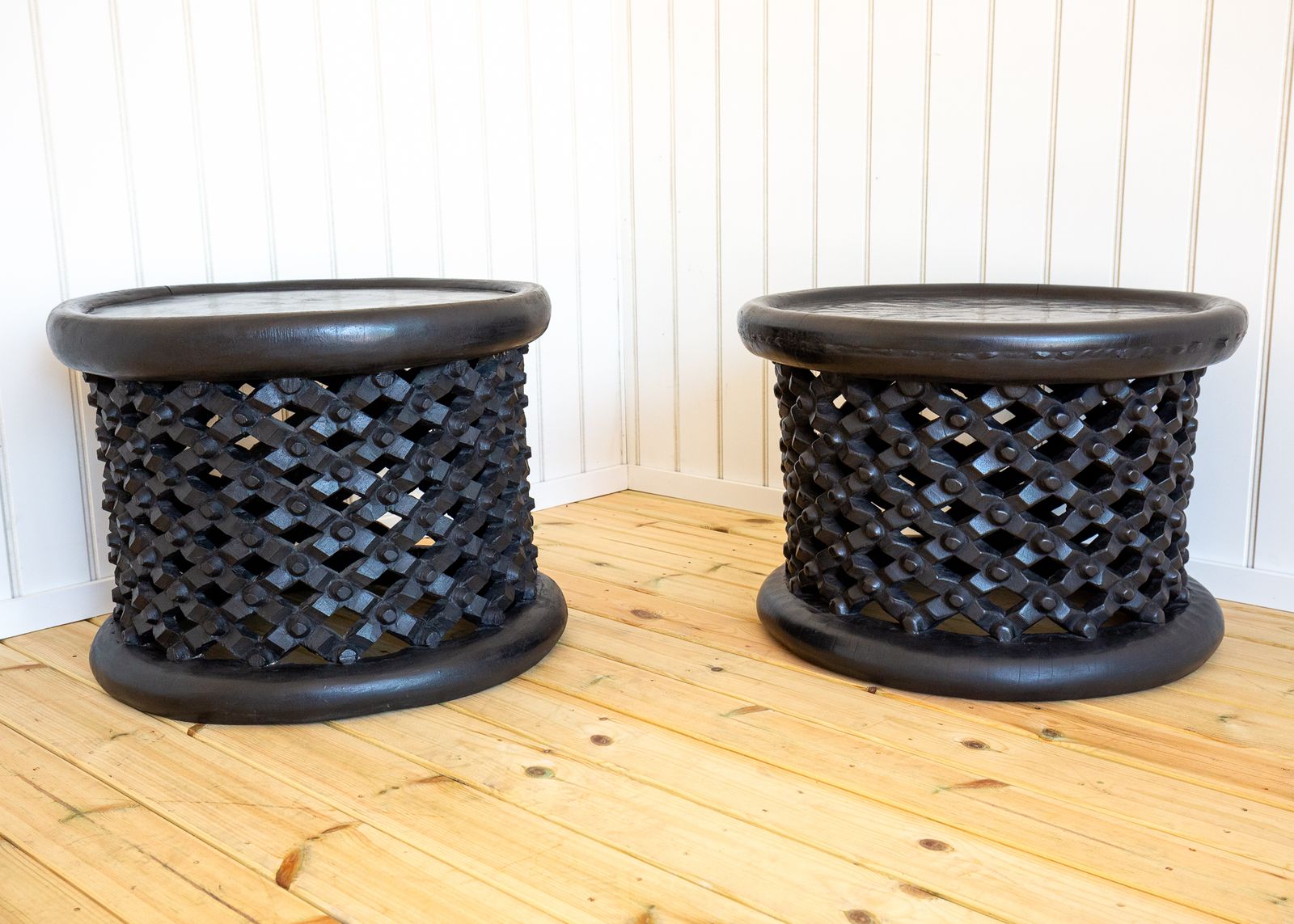 photo vinterior Pair Of African Coffee Tables Sculptural Organic Tribal Bamileke Black Mcm 1950s Trunk Hewn Carved Ethnographic Bohemian Cultural Sculptural Organic