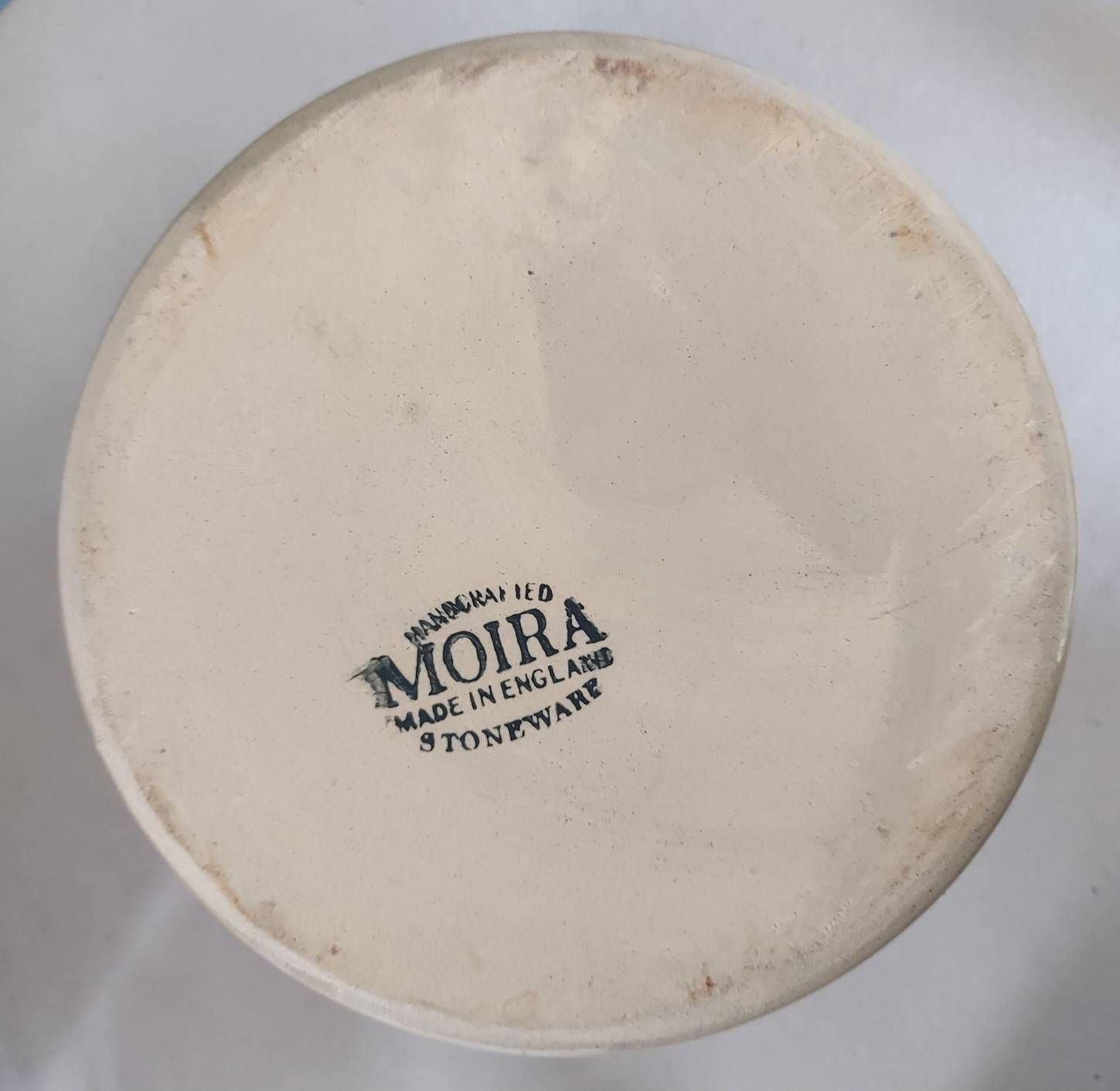 photo furniture A Fabulous Large Vintage Glazed Stoneware Good Hot Soup Tureen Or Pot, By Moira, 1970's.