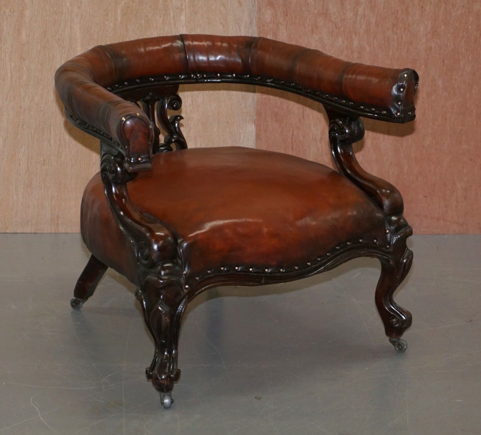 Rare Fully Restored Regency Show Framed Carved Mahognay Brown Leather Armchair photo for sale