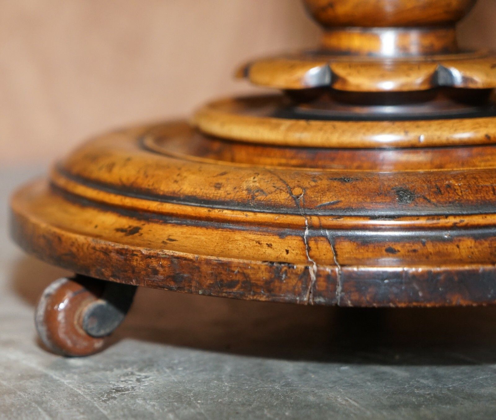 photo for sale Must See Fine Super Rare Original Victorian Pollard Oak Side End Lamp Wine Table