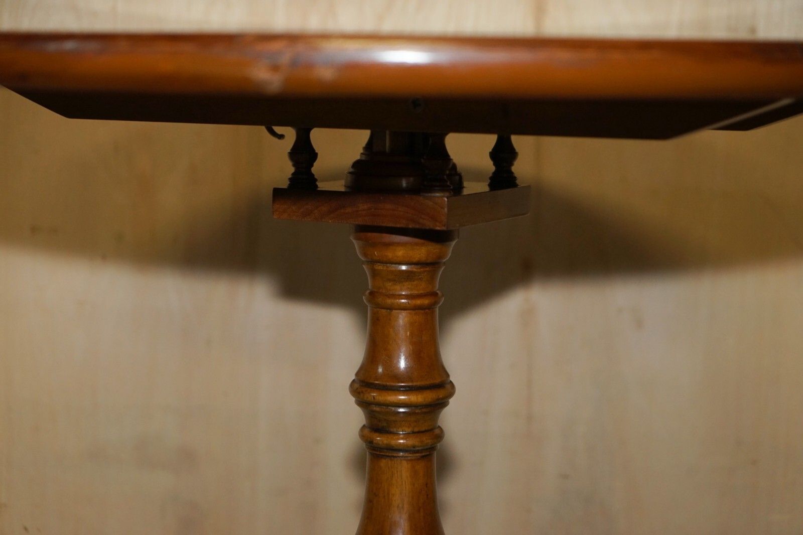 Victorian Hand Carved Pollard Oak Tilt Top Tripod Wine Side End Lamp Table photo for sale
