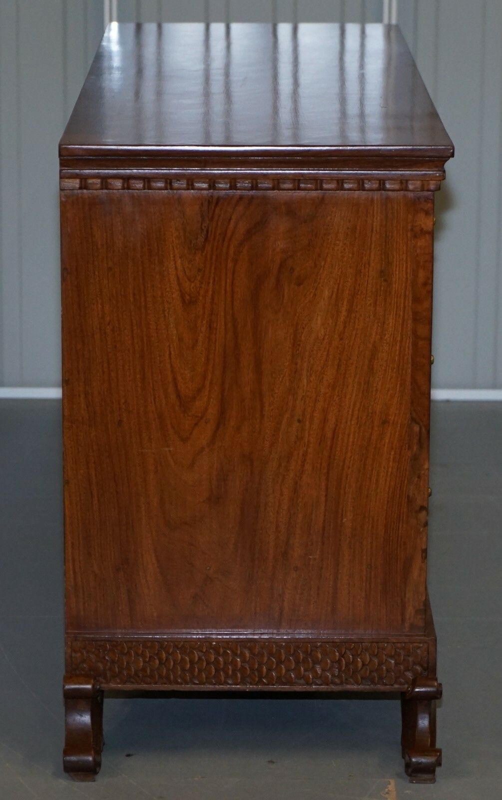 Stunning Suite Of Panelled Mahogany Chests Of Drawers Ornately Carved Bases photo vinterior