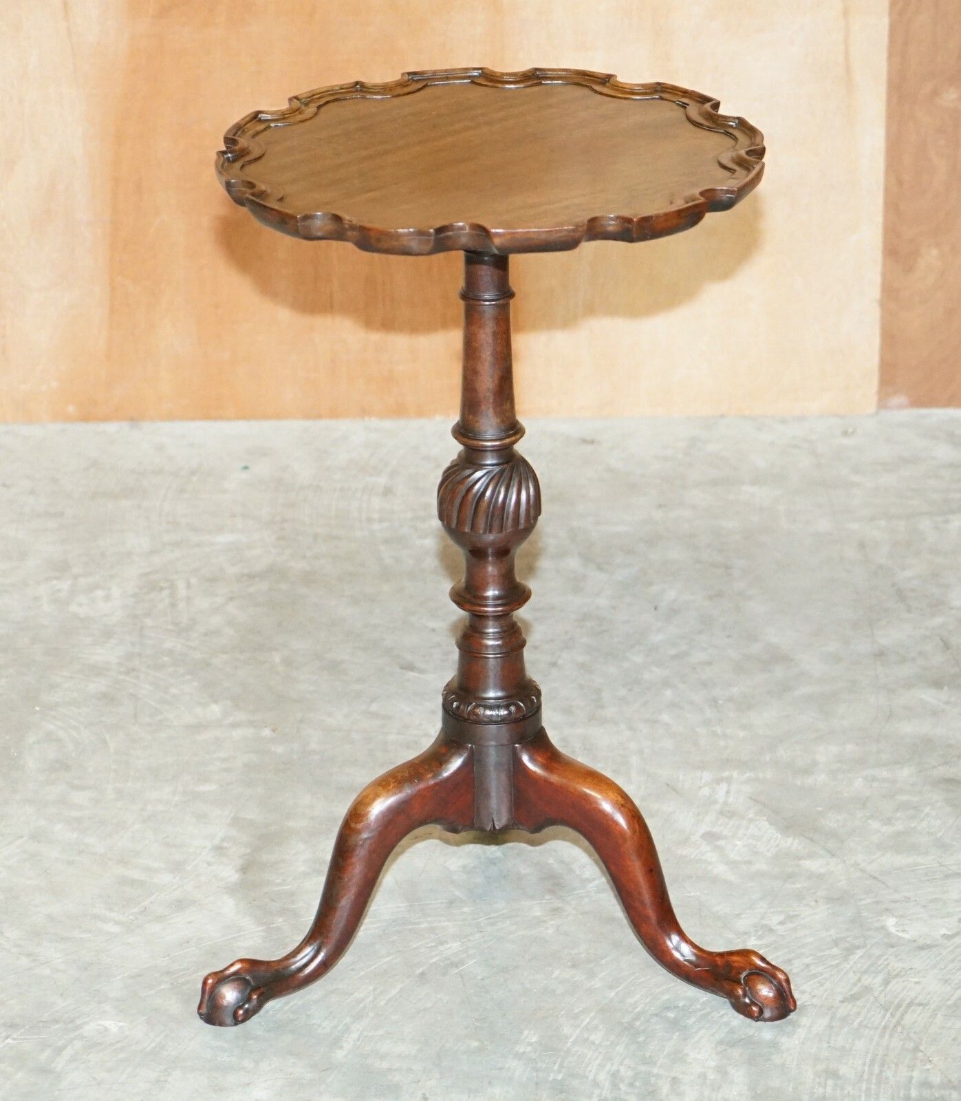 Very Fine Gillows Of Lancaster Antique Mahogany Pie Crust Claw & Ball End Table photo furniture