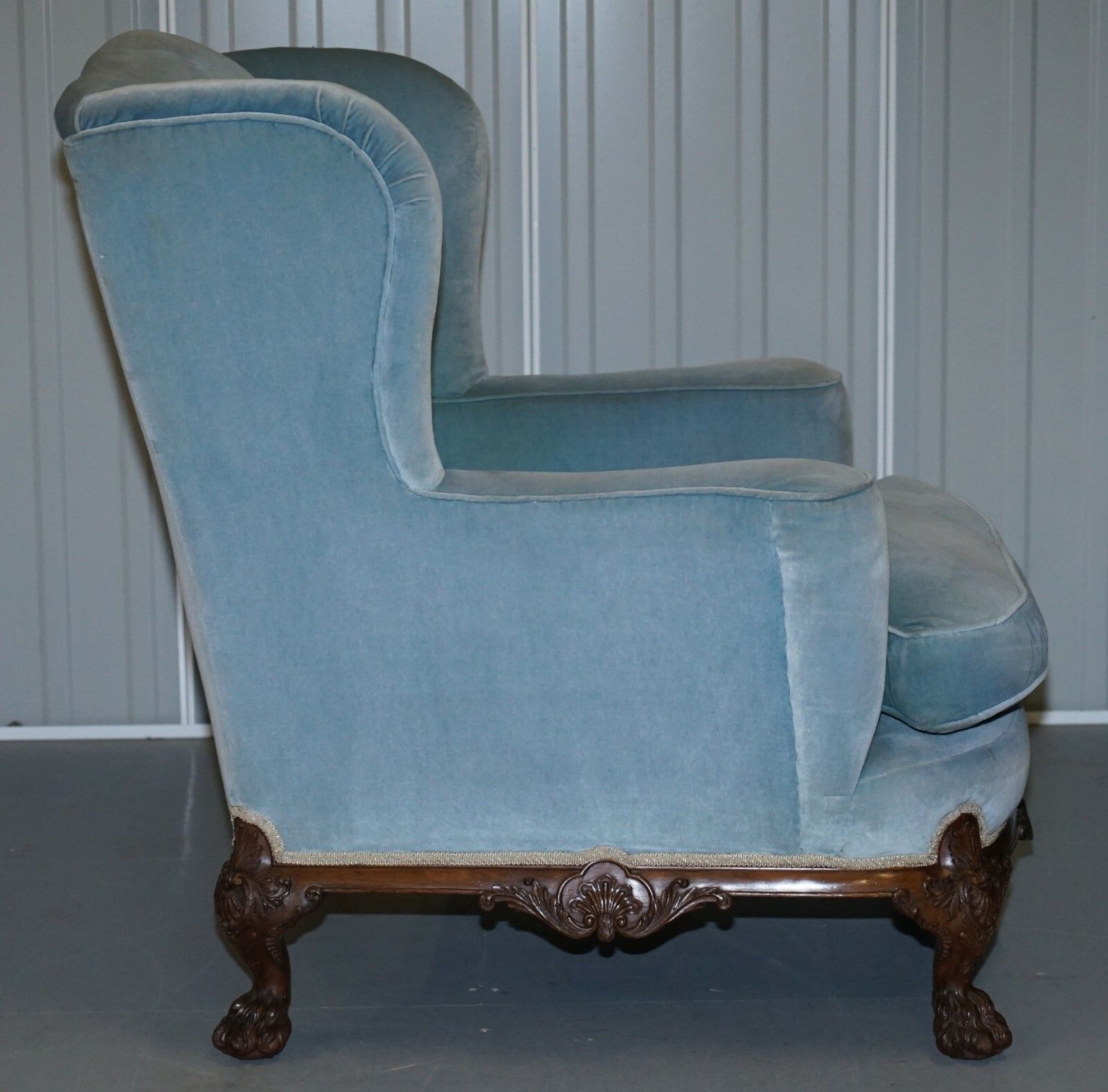 Heavily Carved Lion Hairy Paw Feet Victorian Armchair Sky Blue Velvet George II photo vintage