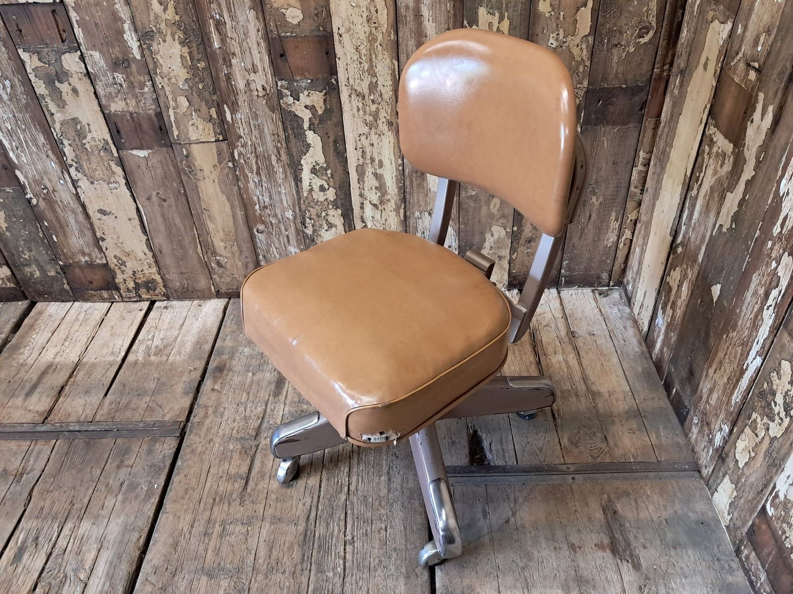 Mid Century Office Tanker Chair photo Furniture