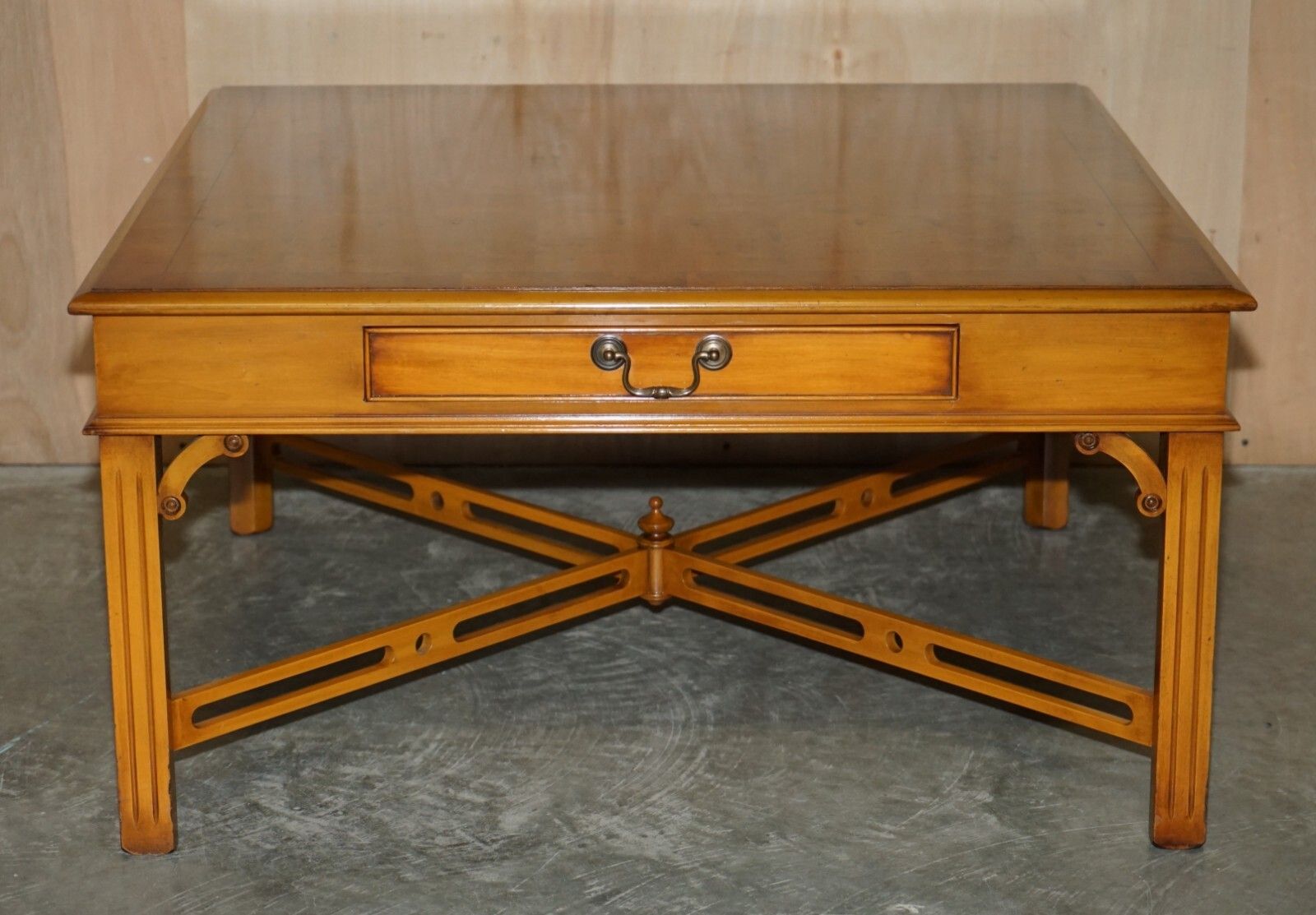 Lovely Burr Yew Wood Two Drawer Coffee Table With Thomas Chippendale Stretches photo for sale