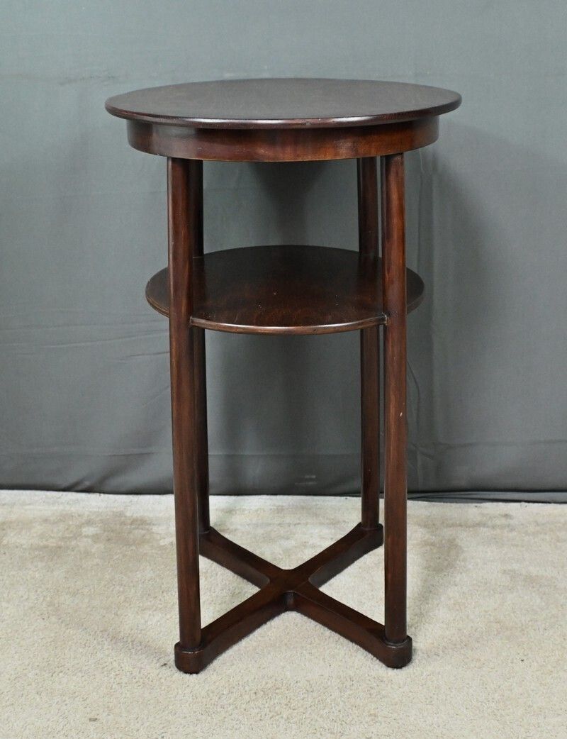 photo for sale Beech Pedestal Table, By J. Hoffmann, Maison Thonet, Art Deco – 1930