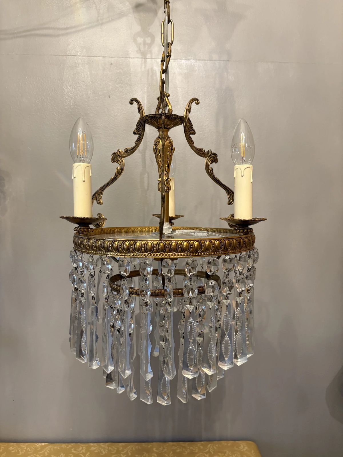 Italian Chandelier In Gilded Bronze With Bohemian Crystals photo Lighting