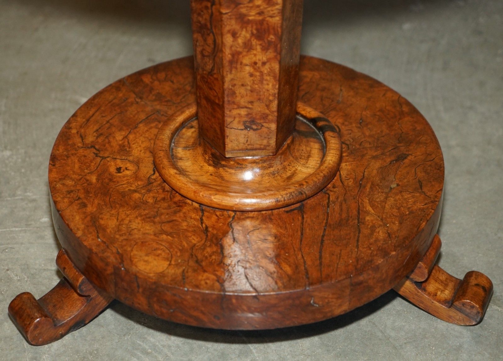 3950.0 Super Rare Original Victorian Pollard Oak Side End Lamp Wine Table Patina!!!!!!! photo