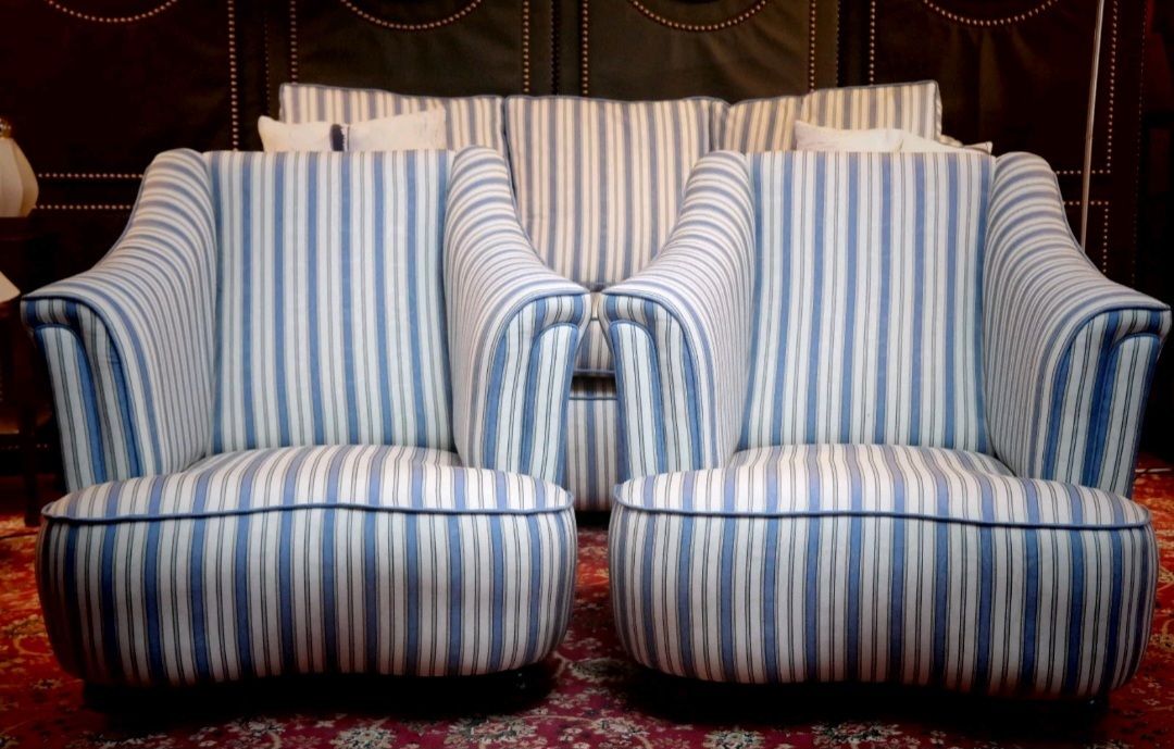 Stunning Colefax And Fowler Club Sofa With Pair Armchairs Ticking Fabric Del photo for sale