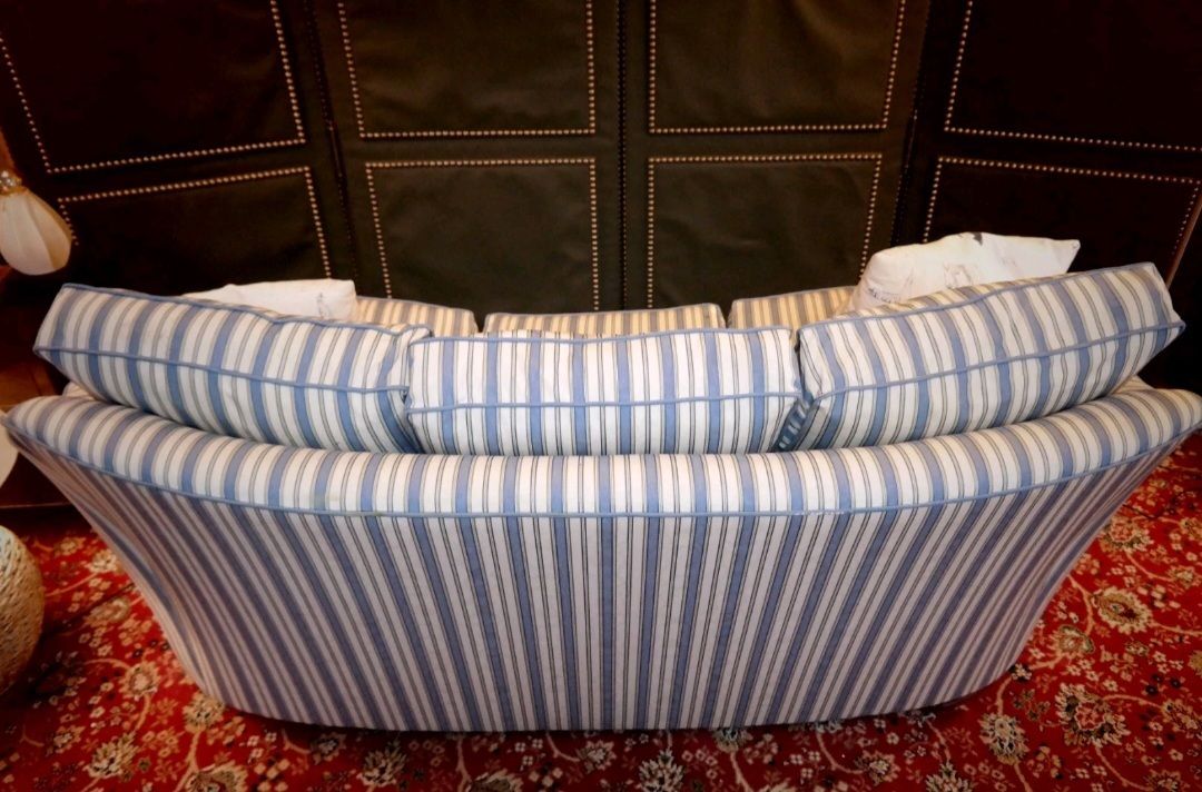 photo buy Stunning Colefax And Fowler Club Sofa With Pair Armchairs Ticking Fabric Del
