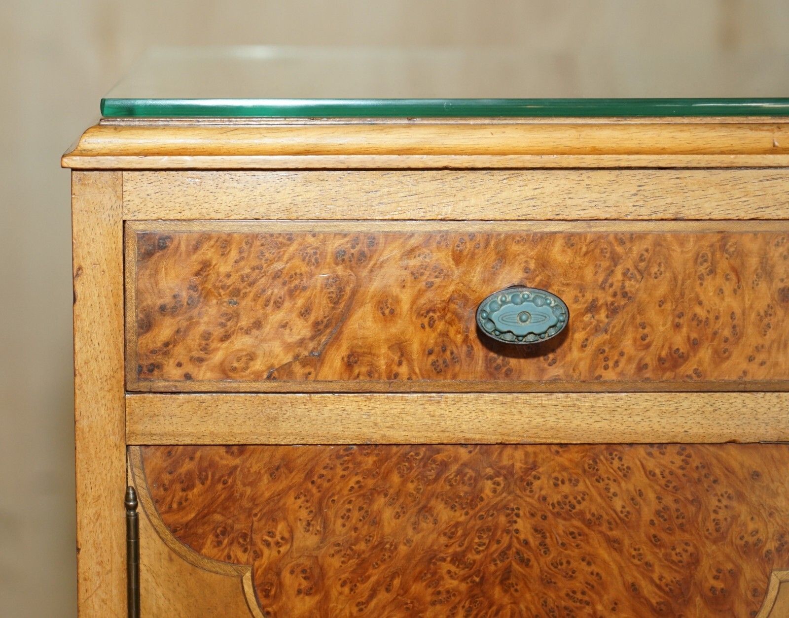 Finest Quality Waring & Gillow Burr Walnut Bedside Table Drawers Part Of A Suite photo vinterior