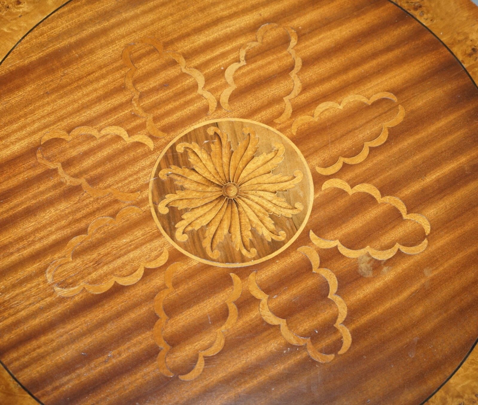 2250.0 Sublime Pair Of Burr Walnut Marquetry Inlay Large Side Tables Lion Paw Castors photo