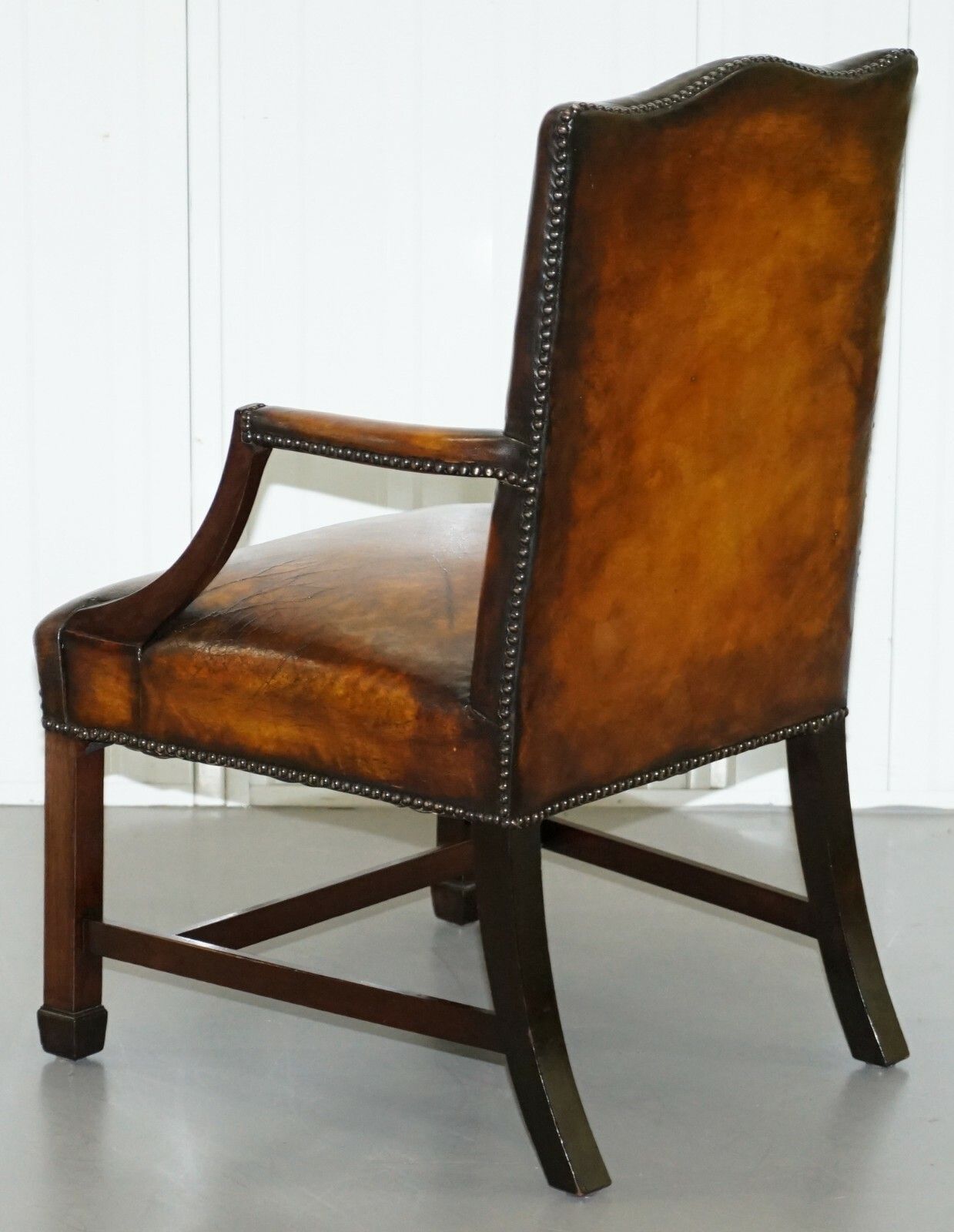 2250.0 Lovely Early 19th Century Restored Gainsborough Carver Armchair In Brown Leather photo