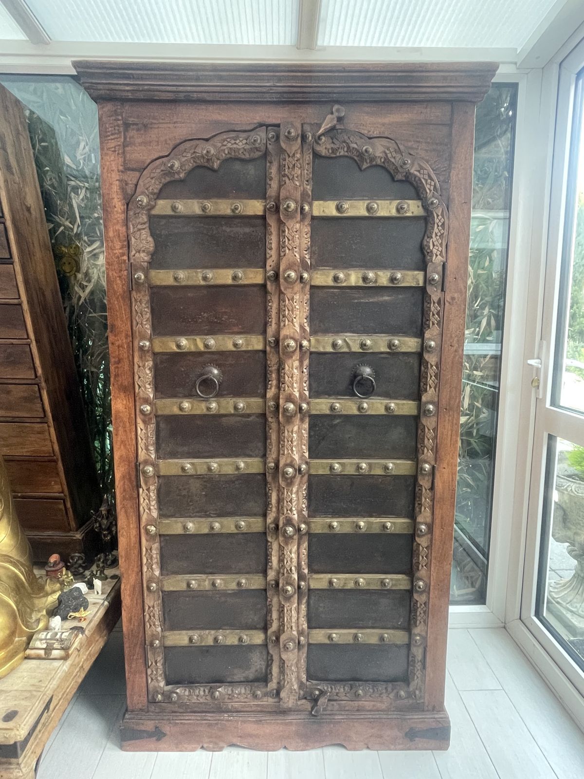 Antique Early 1900s Indian Cupboard – Handcrafted, Brass Inlays, Spiritual photo vinterior