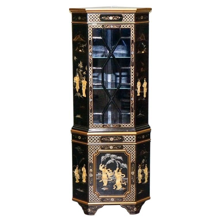 Elegant Vintage Black Lacquered Corner Cabinet Mother Pearl & Gilt Inlay