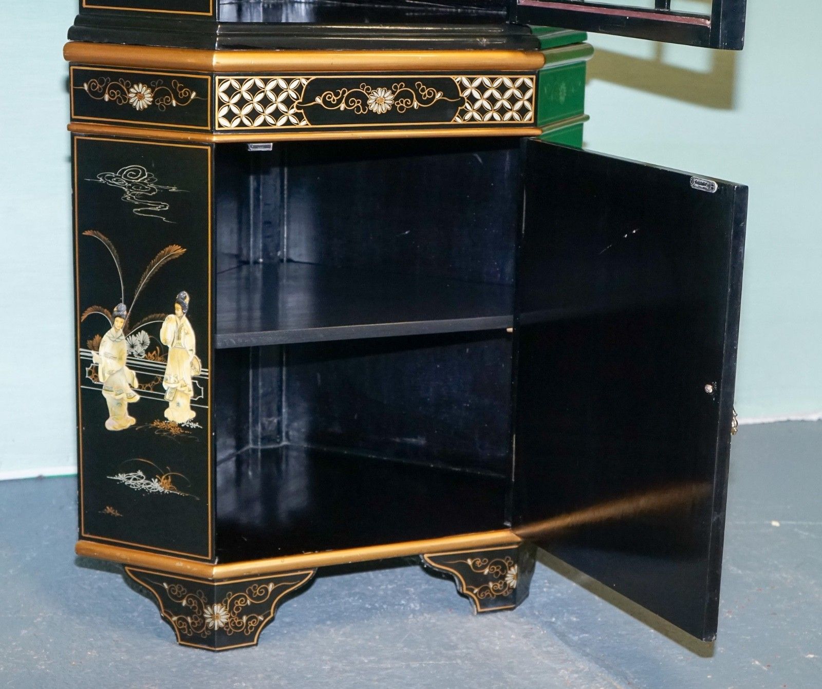 photo buy Elegant Vintage Black Lacquered Corner Cabinet Mother Pearl & Gilt Inlay