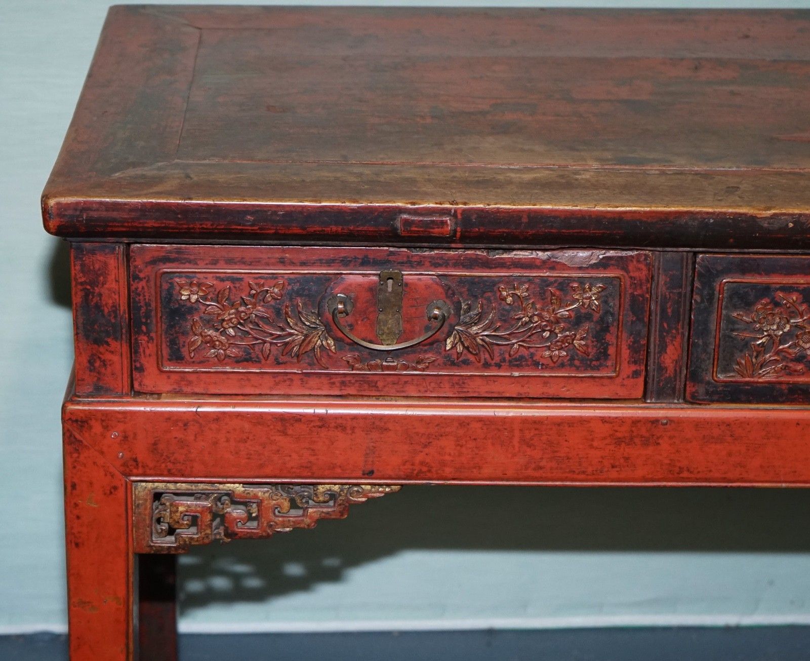 1800 Antique Qing Dynasty Lacquered Oriental Chinese Console Table Carved Floral photo 3784.0