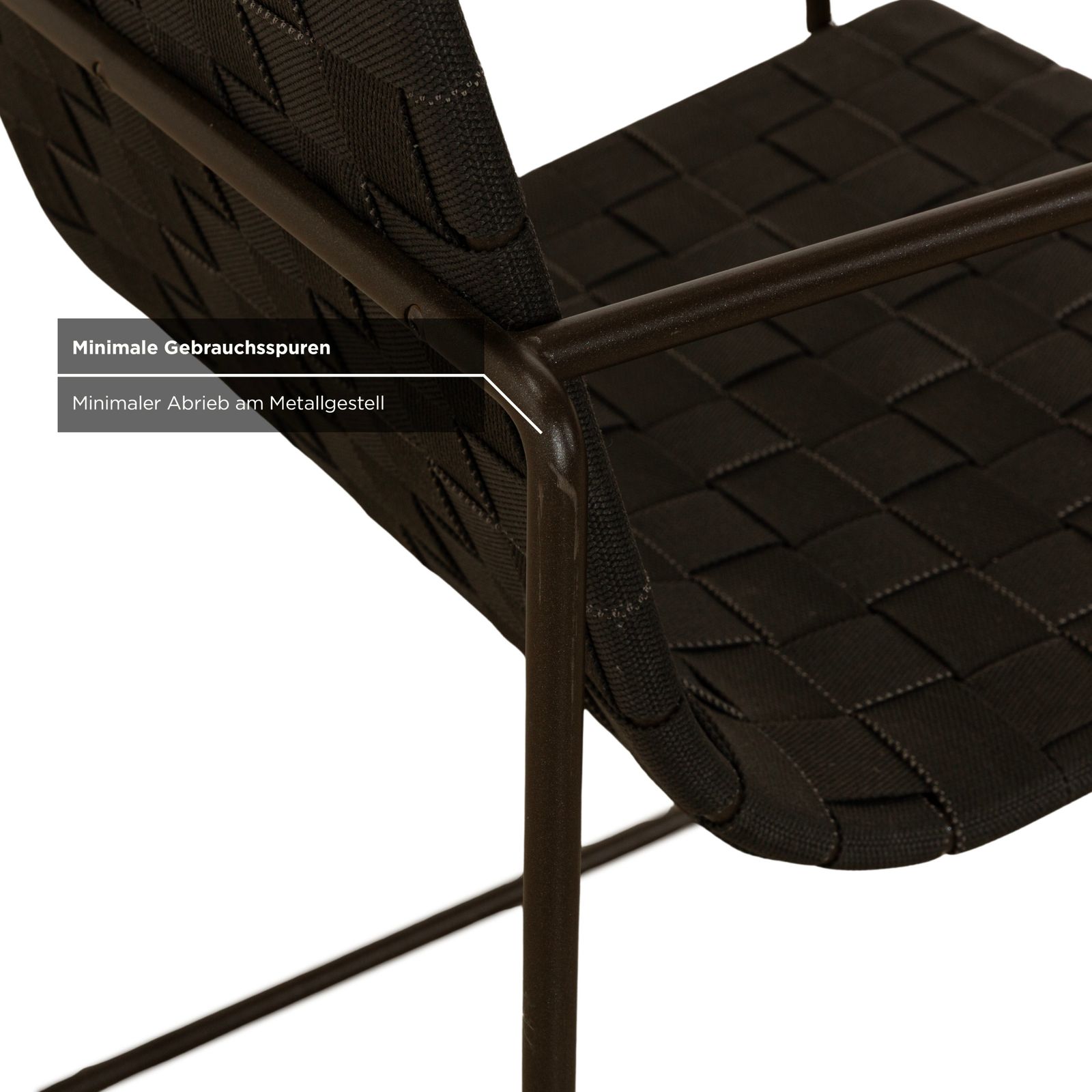 Chaise Andreu World Trenza en métal, noire brun foncé, extérieur photo vinterior