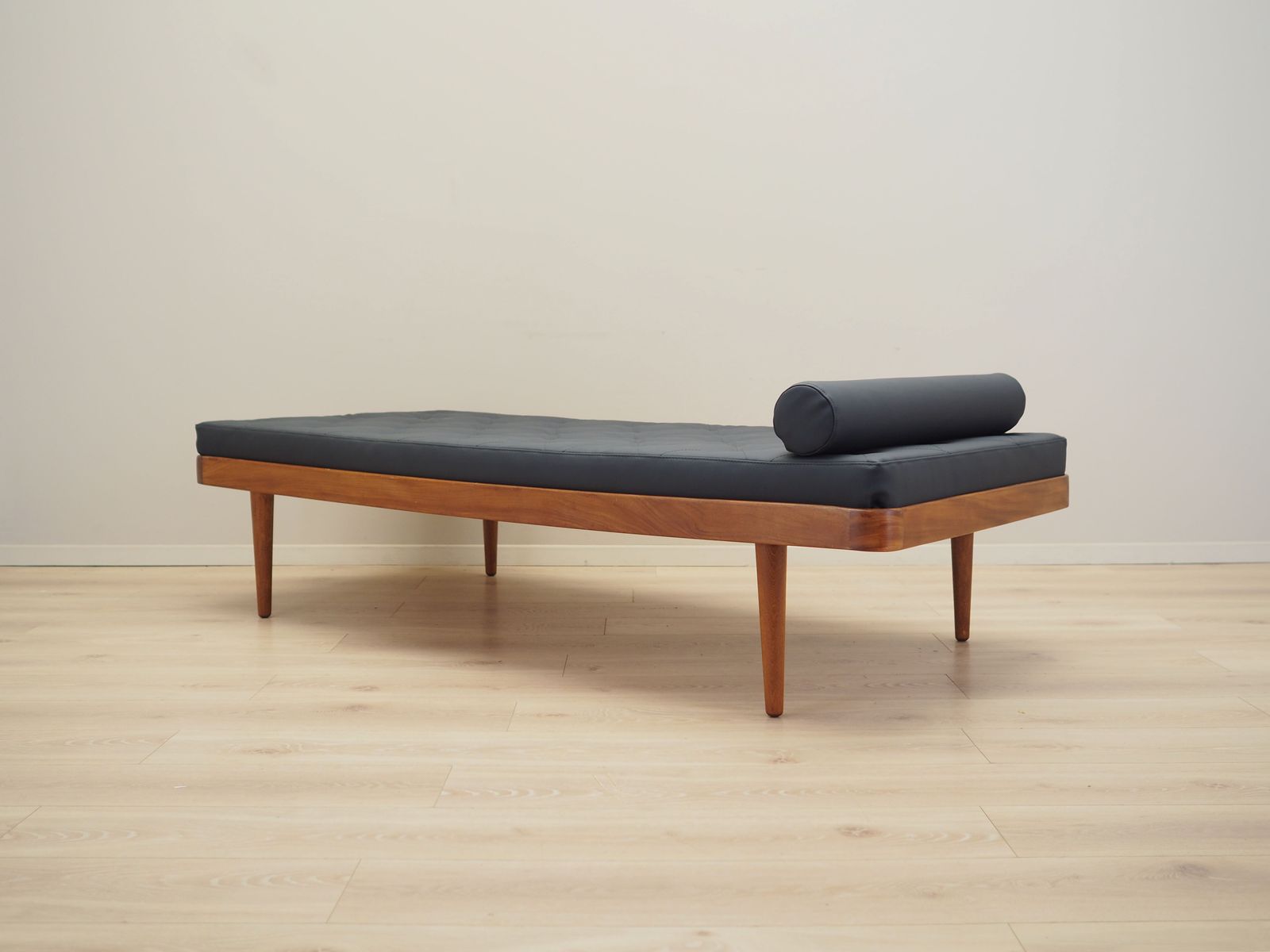 Teakhouten Daybed, Deens Design, Jaren 1970, Productie: Denemarken photo furniture