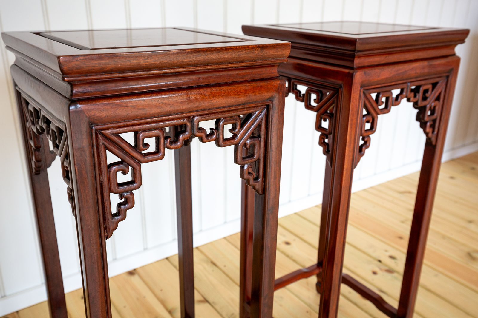 Chinese Hardwood Plant Stands Side Tables Pair Lamp Tables Hongmu Antiqu.E Qing Oriental Pierce Carved Humpback Open Fretwork photo 3750.0