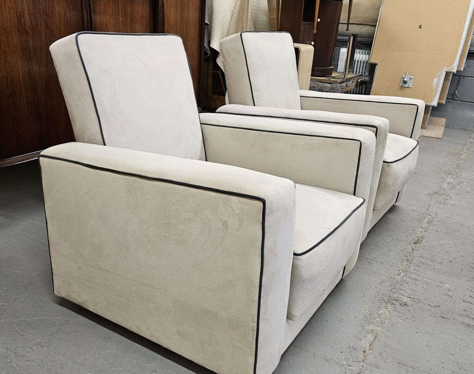 2200.0 Pair Of Art Deco Reclining Armchairs photo