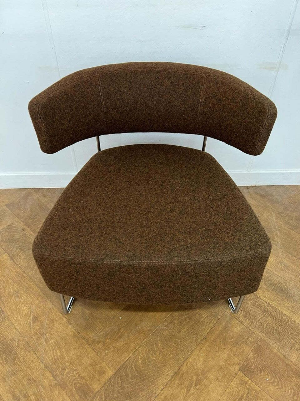 Used Andreu World Tauro Bu4203 Lounge Chair In Brown Cloth (6 X Available) photo Furniture