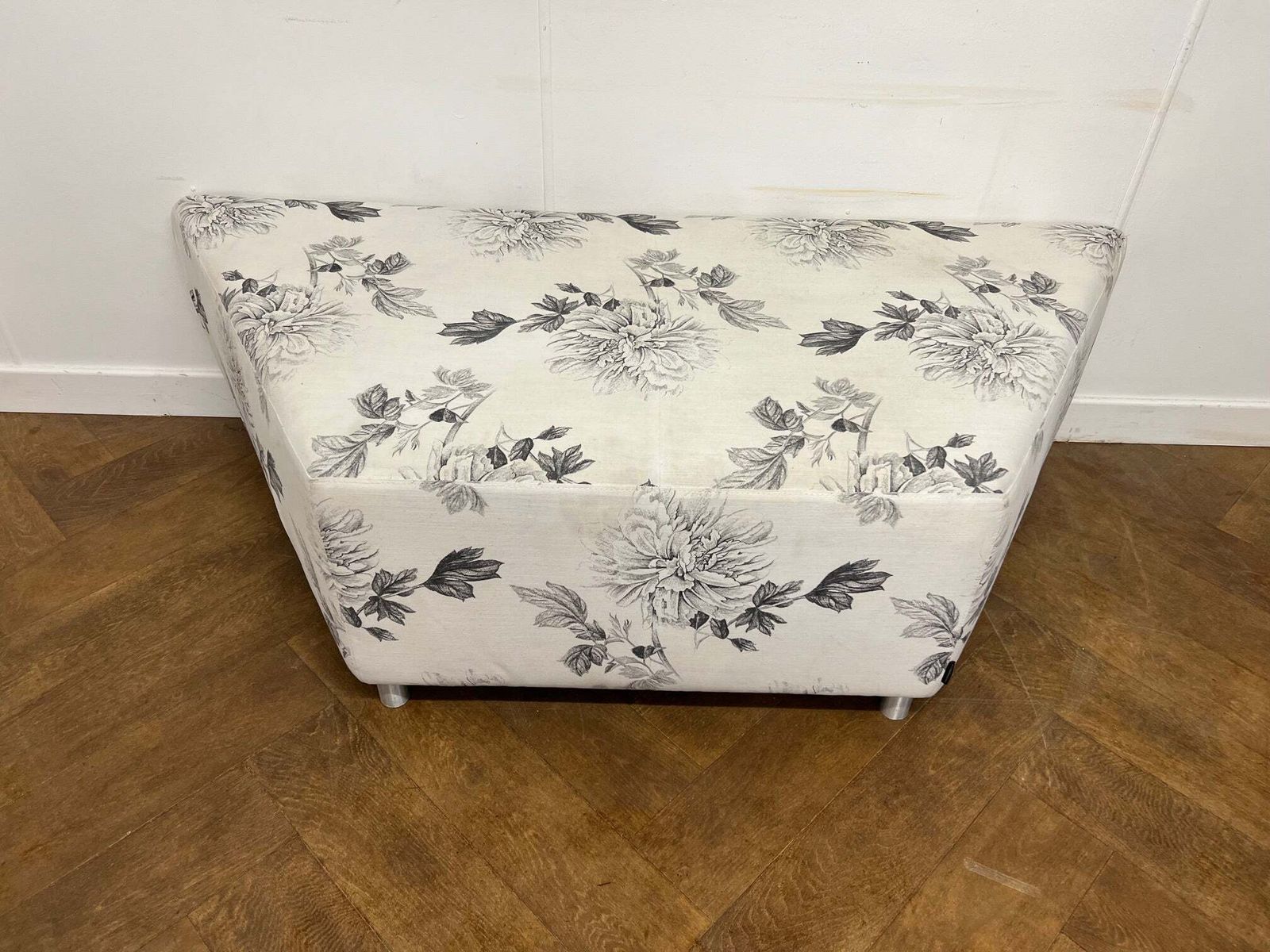 Used Hitch Mylius Floral Pattern Hexagon Stool Reception/Breakout Seating photo furniture
