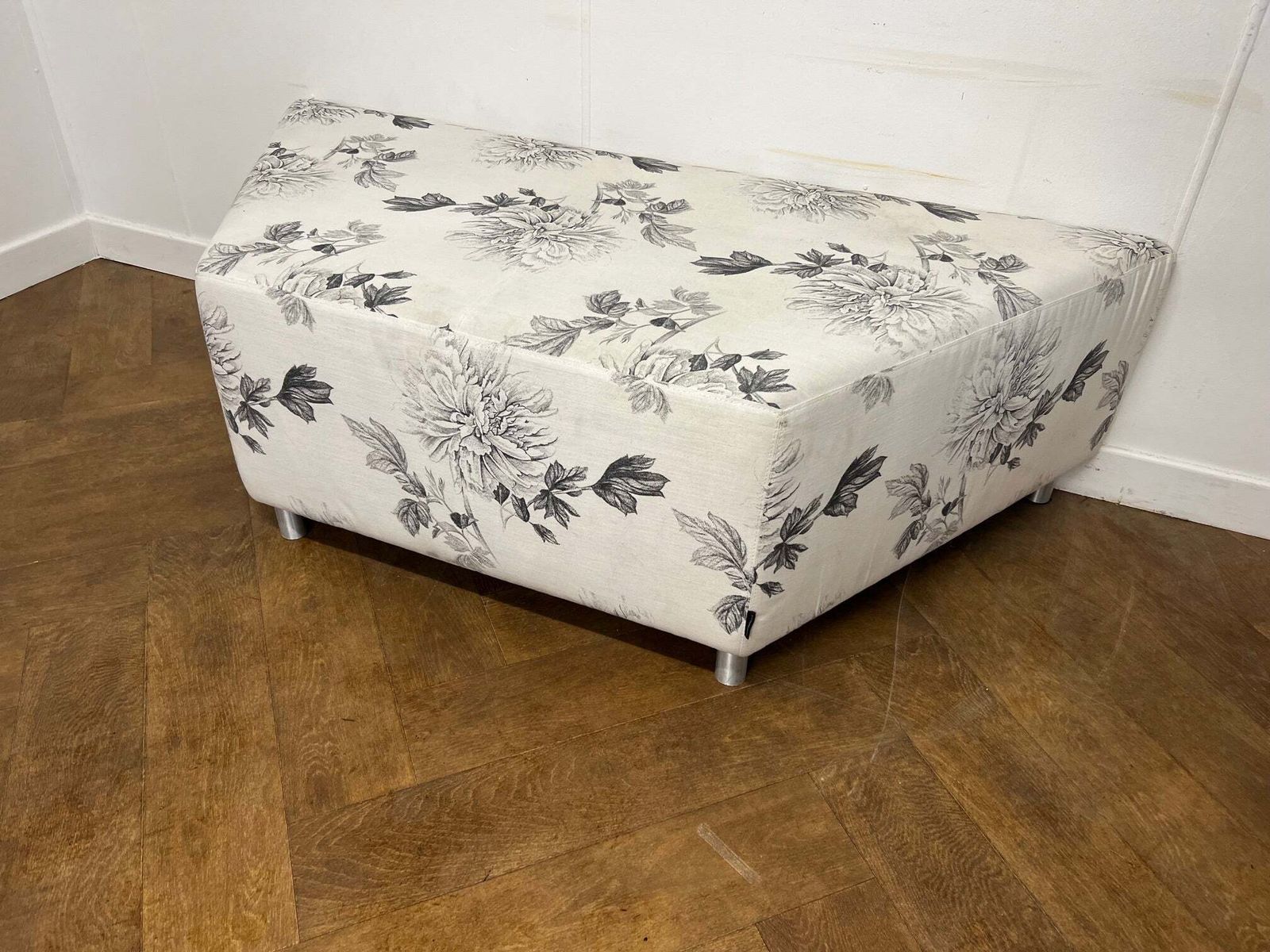 Used Hitch Mylius Floral Pattern Hexagon Stool Reception/Breakout Seating photo Furniture