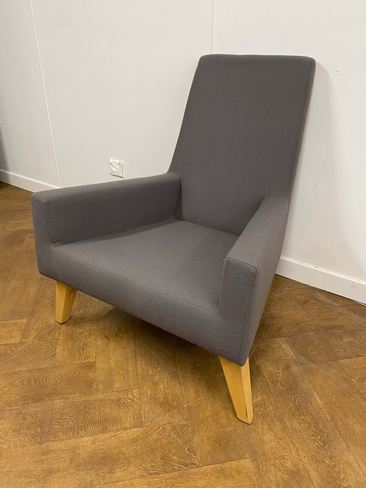Used Hitch Mylius Hm44 Armchair In New Grey Wool photo for sale