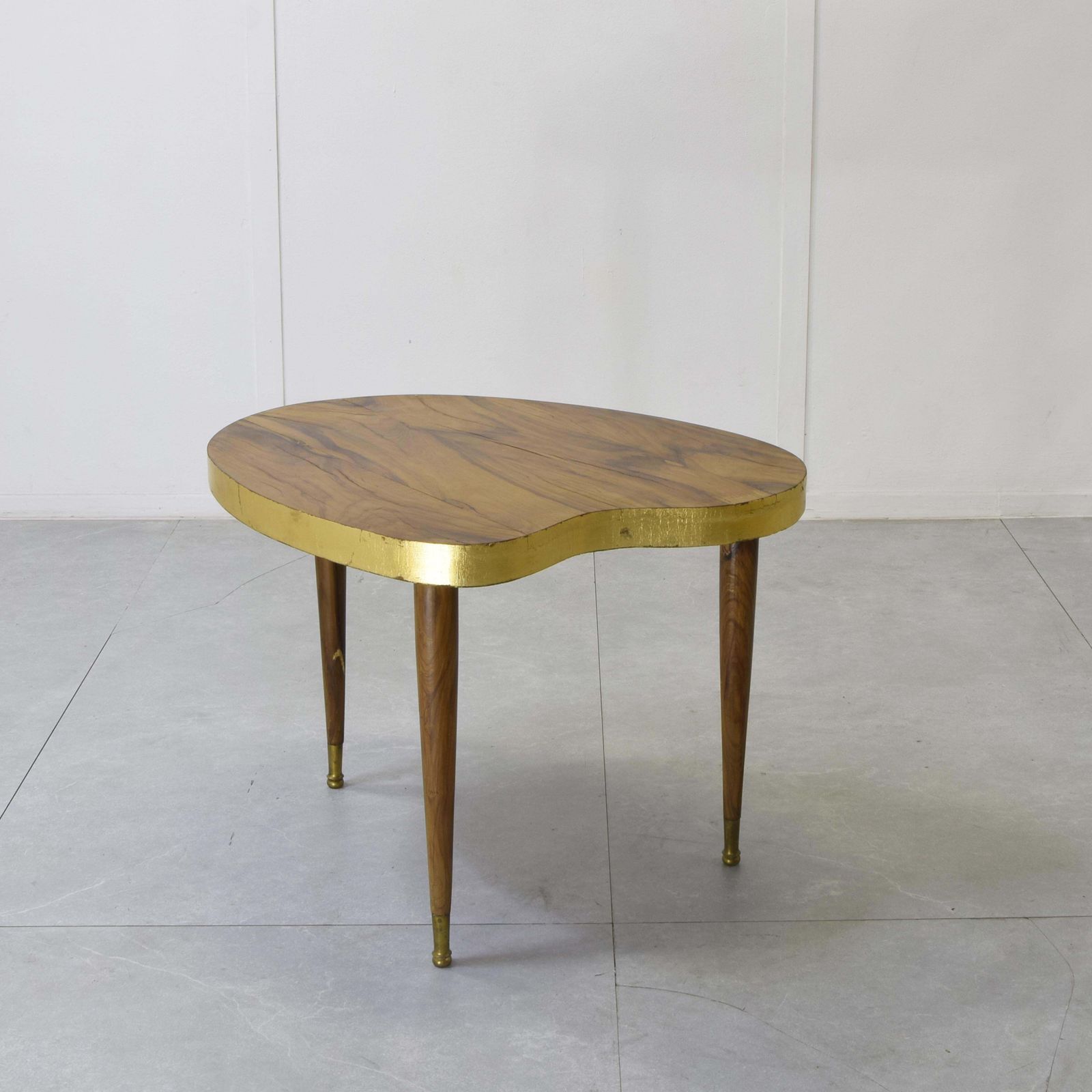 ‘Fagiolo’ Coffee Table, Italian Production 1960s photo vinterior