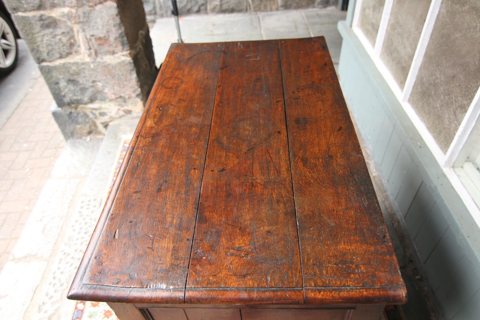 photo vintage 18th Century Oak Chest Of Drawers