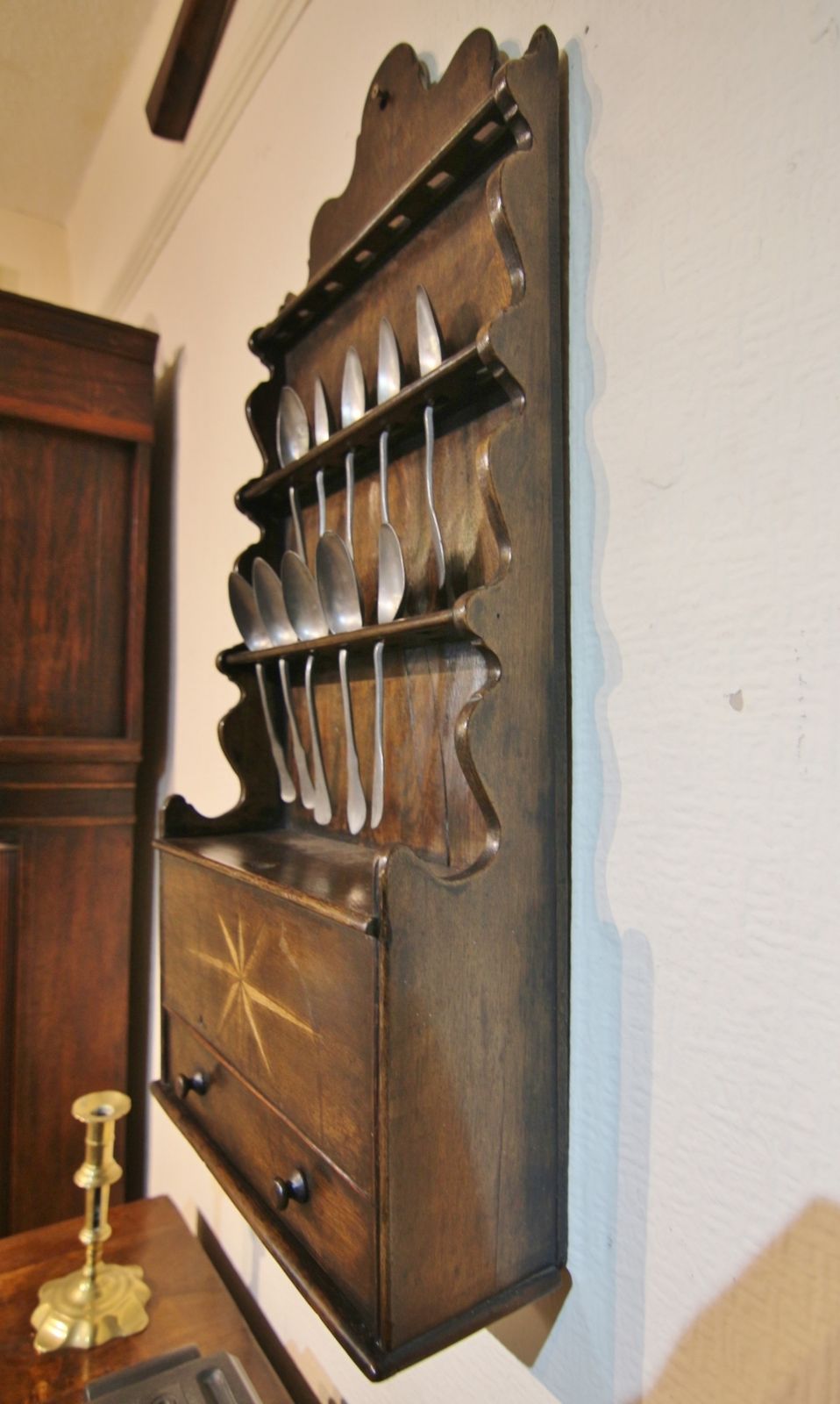 Georgian Inlaid Oak Spoonrack & Pewter Spoons photo vinterior