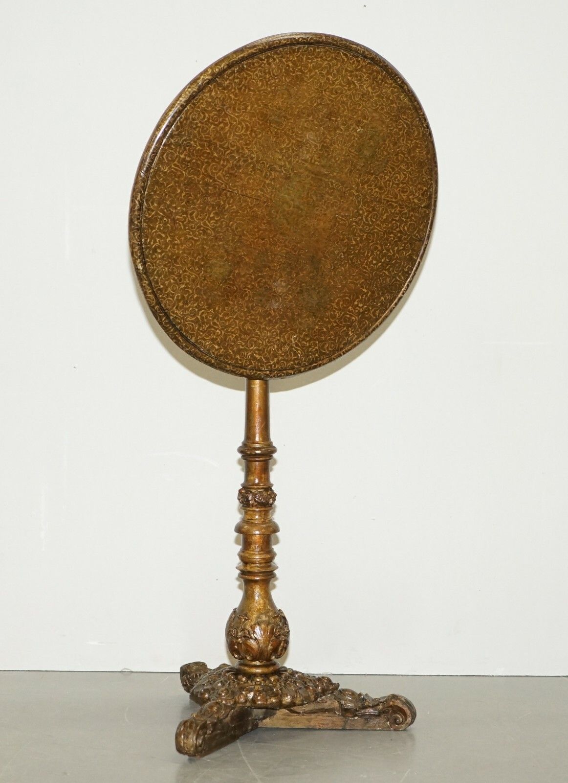 Furniture Regency Circa 1810 Italian Polychrome Painted Hand Carved Tilt Top Side Table photo