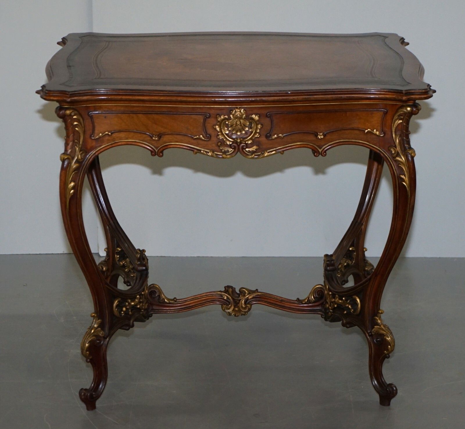 Lovely Circa 1900 Late Victorian French Pine Brown Leather Gold Gilt Desk Table photo furniture