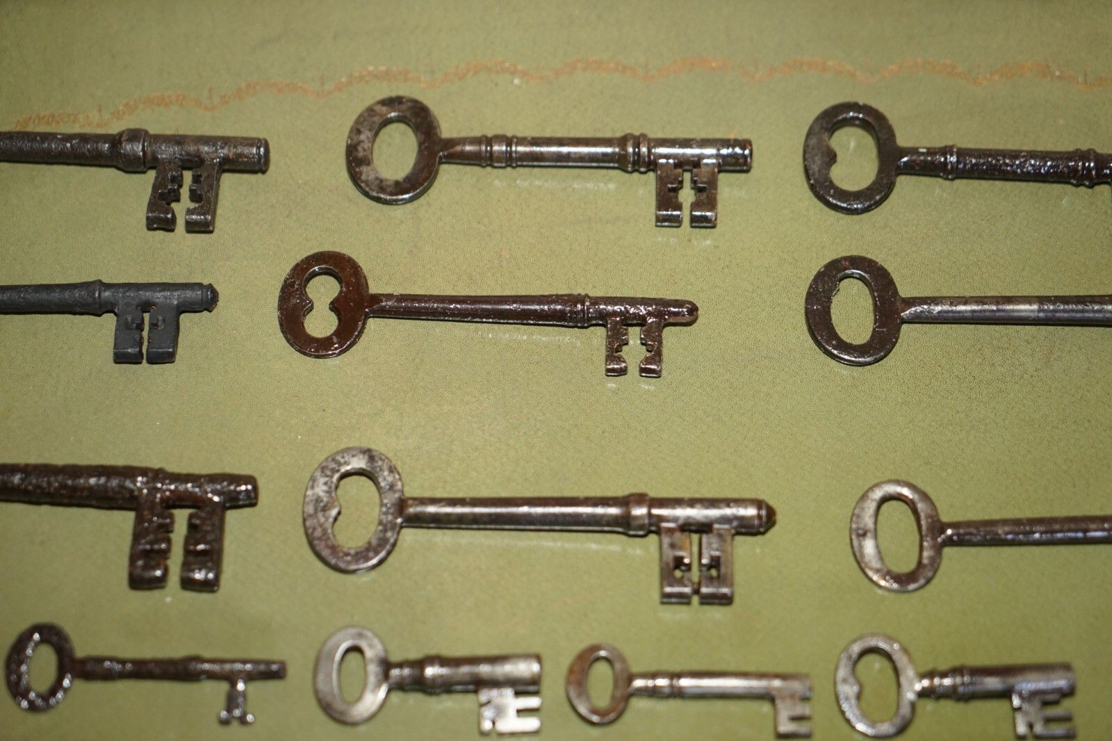 Antique 18th Century Box Of Georgian Keys Honble J A Ellis Kings Agent 1763 1776 photo buy