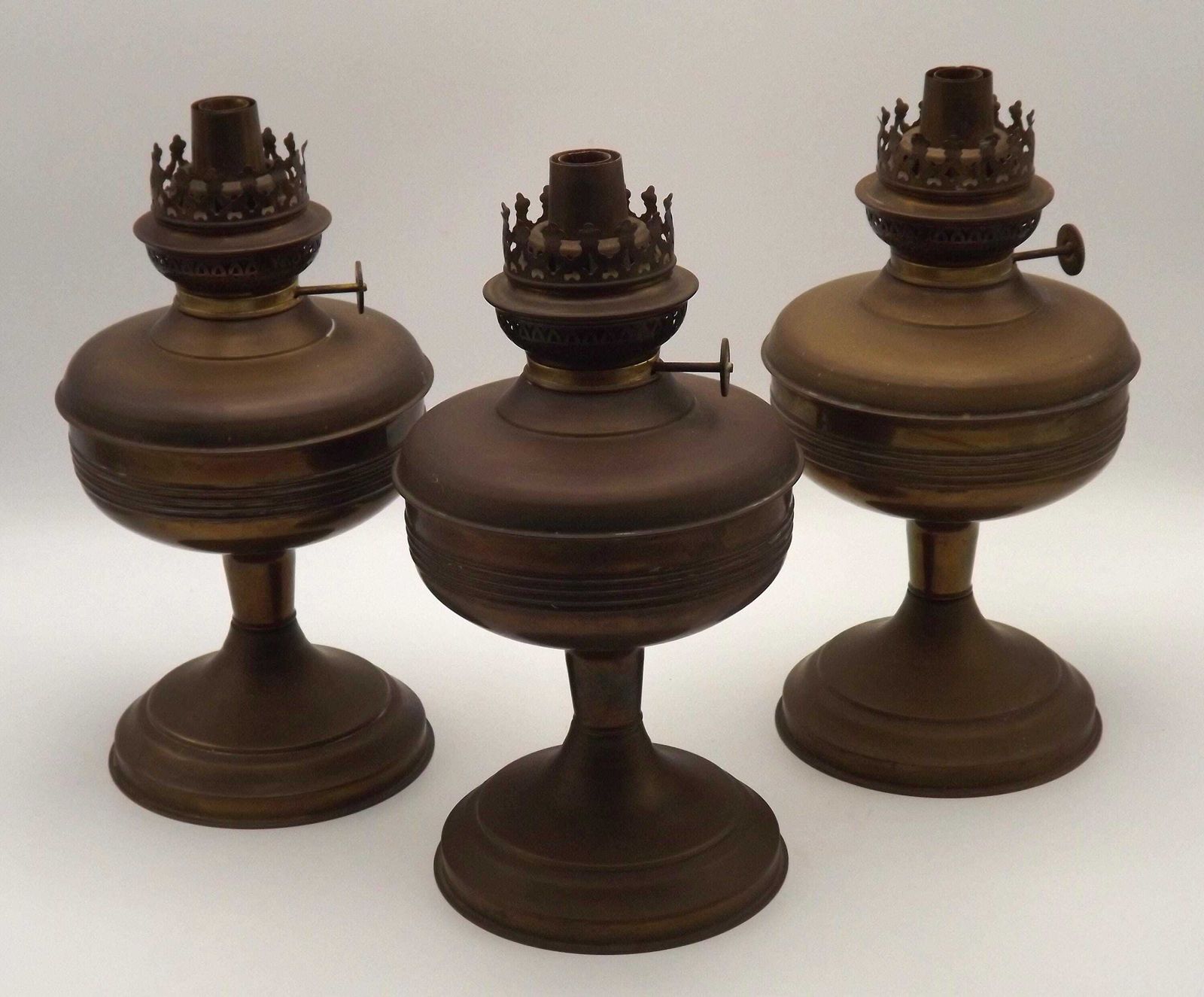 Vintage French Brass Oil Lantern Bases Set Of 3 For Restoration/Spare Parts. French Vintage. Oil Lantern Bases. Refurbishement Lamp Bases.