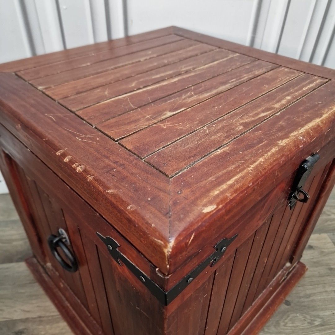 photo vintage Vintage Rustic Solid Wooden Storage Trunk Chest Box Ironwork Hinges & Handles