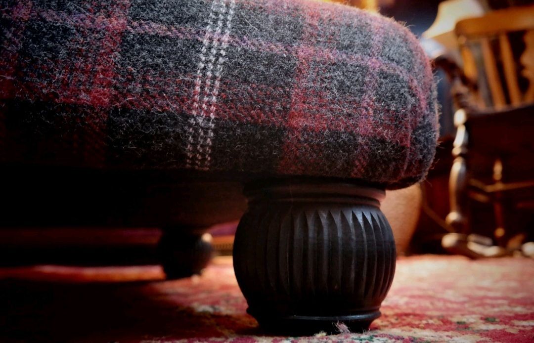 Stunning Tetrad Extra Large Harris Tweed Footstool Ottoman Macleod Check photo 475.0