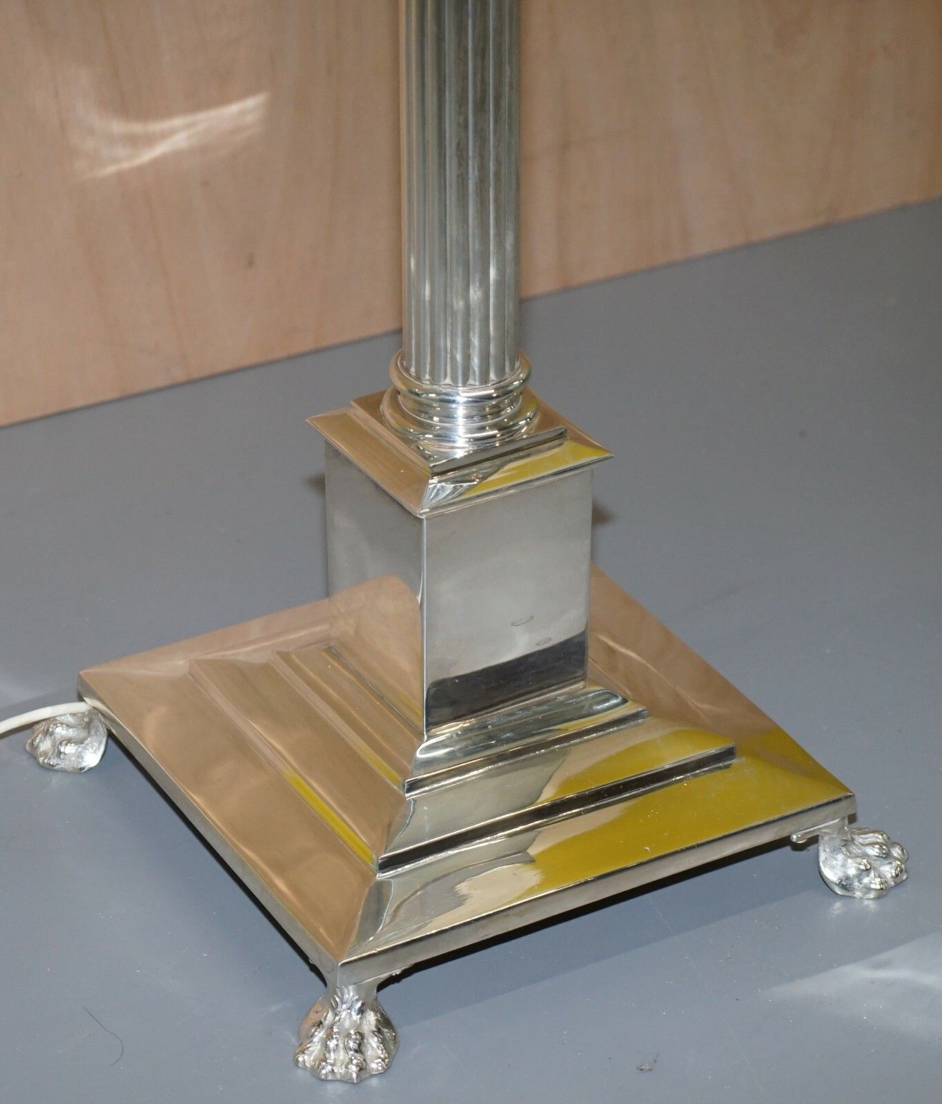 Vintage Silver Plated Corinthian Pillared Floor Standing Lamp Hairy Paw Feet photo Lighting