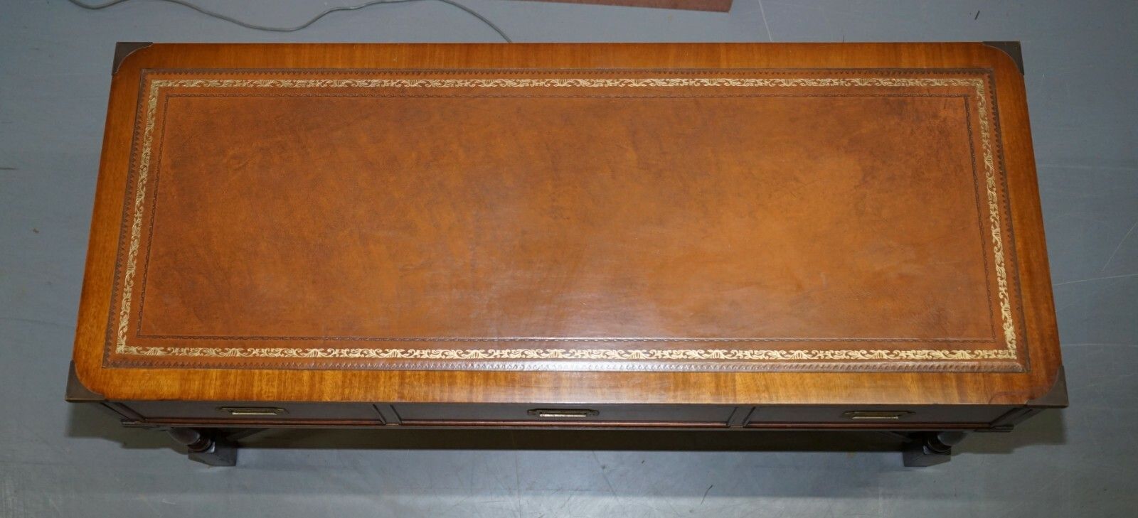 Military Campaign Style Console Coffee Table Hidden Radio Tape Record Player photo 1500.0