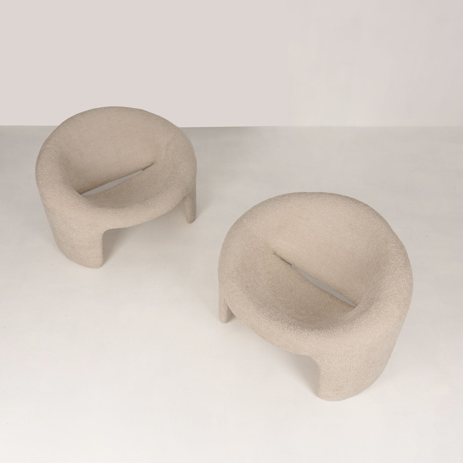 Olivier Mourgue, Montreal Armchairs, Airborne Ed., 1967 photo furniture