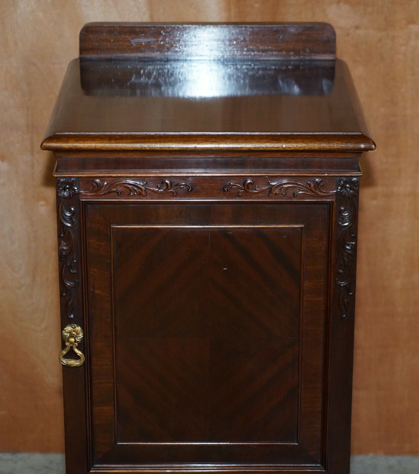 Antique Honduras Mahogany Side End Table Lion Hair Paw Carved Feet Part Of Suite photo for sale