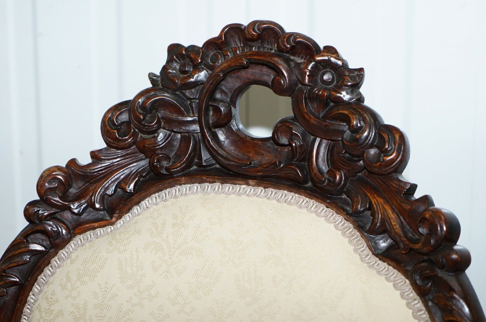 Victorian Show Frame Lion Carved Walnut Salon Armchair Embroidered Upholstery photo Furniture
