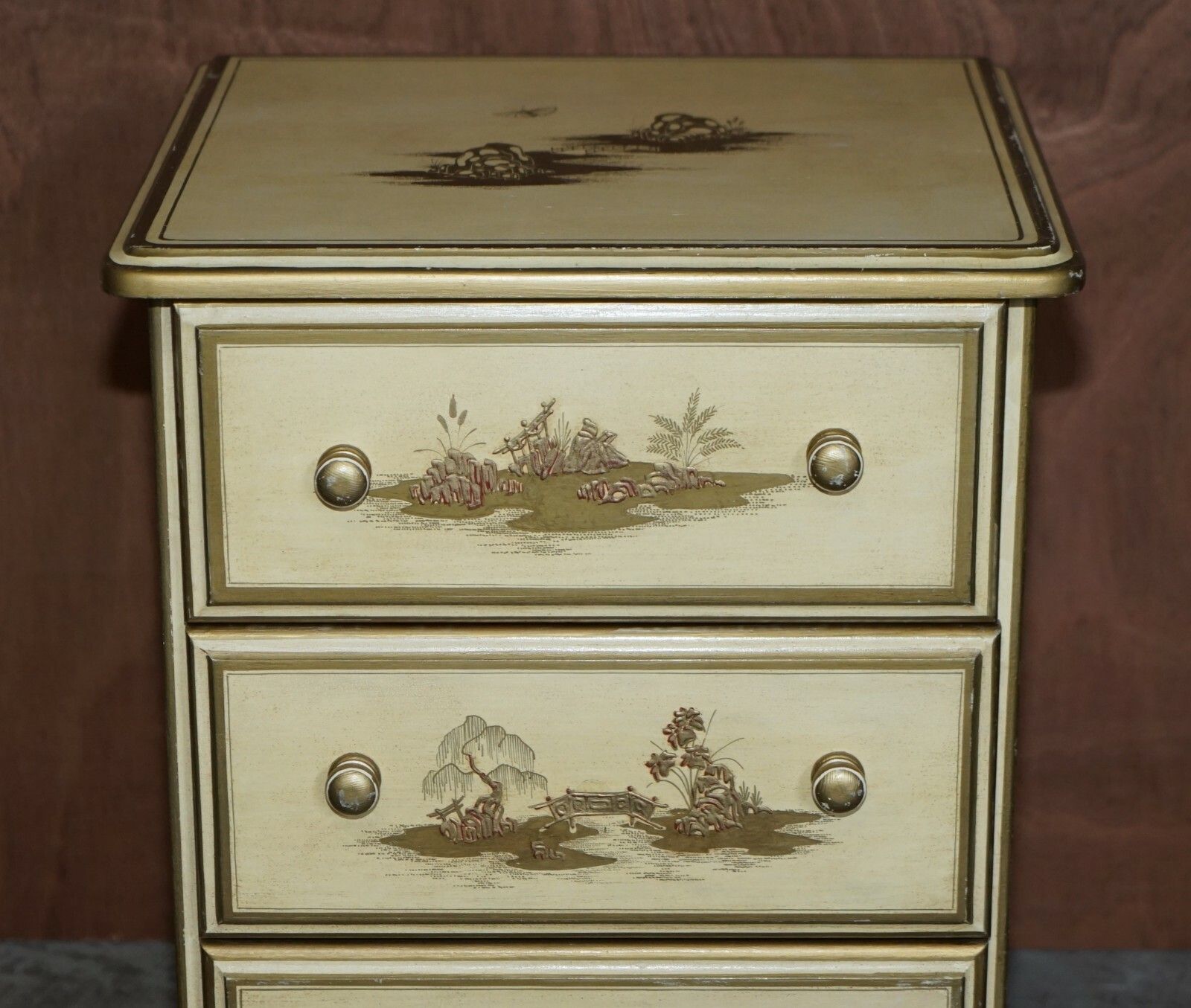 1350.0 Pair Of Vintage Oriental Chinese Cream & Gold Leaf Painted Bedside Table Drawers photo