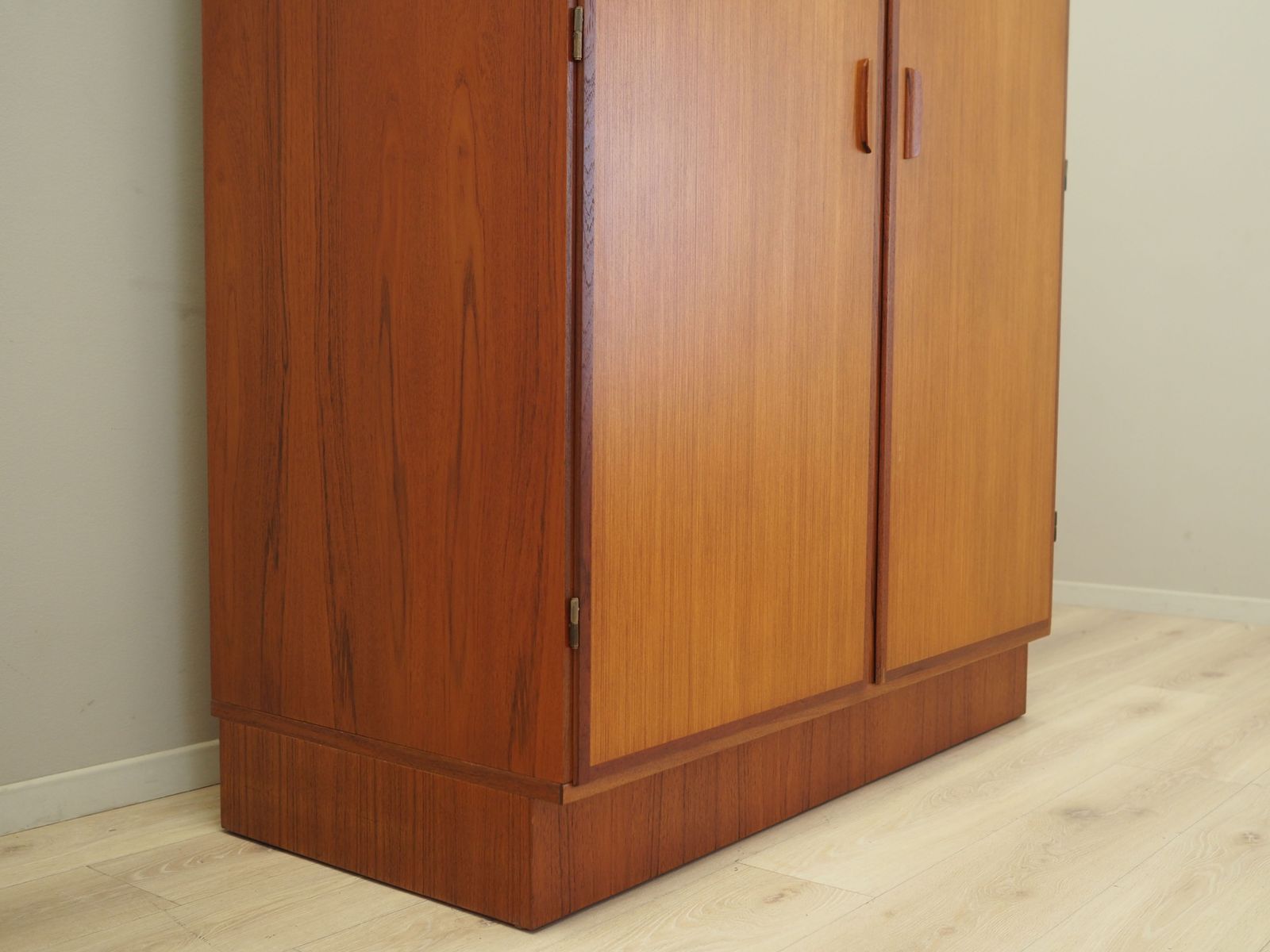 2859.0 Teak Wardrobe, Danish Design, 1970s, Manufacturer: Omann Jun photo