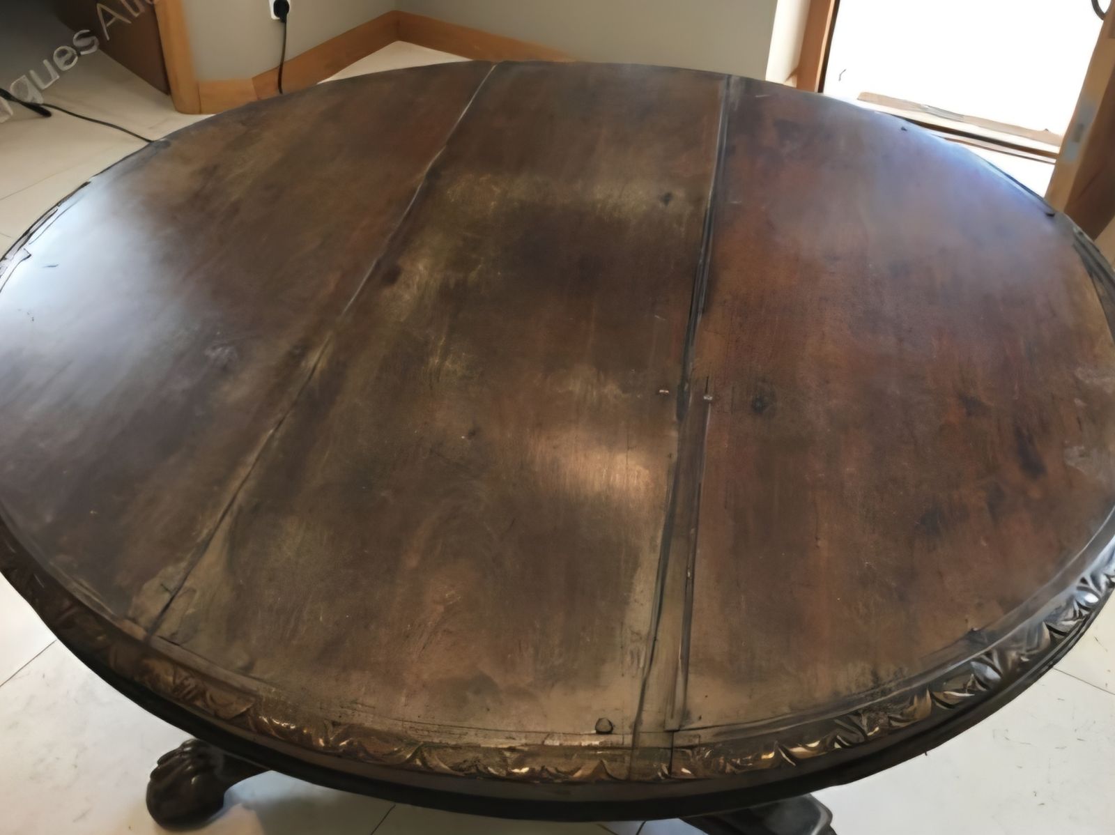 Magnificent "Statement Piece" Antique Italian Walnut Carved Griffin Circular Dining Table C.1840. photo vinterior