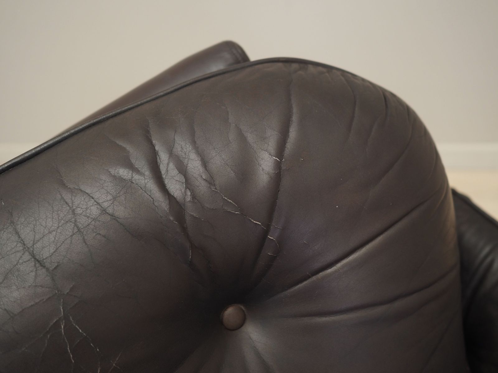 photo vinterior Armchair With Castors, Italian Design, 1970s, Production: Italy
