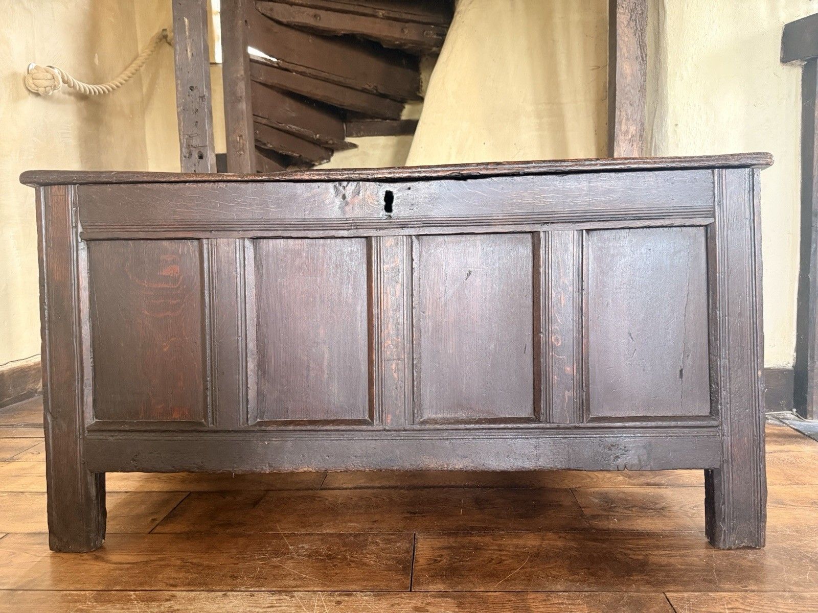 English Substancial Heavy Large Antique Oak Panelled Chest Coffer Circa 1600's photo vinterior